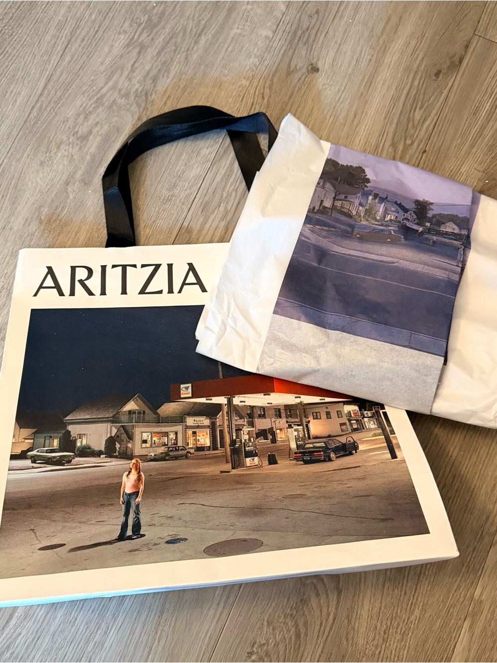 Aritzia White Tote Bag with Black Handles and Photo Print + Original Tissue